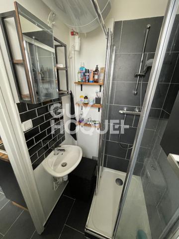 Charmant studio avec vue dégagée - Dernier étage - Gambetta