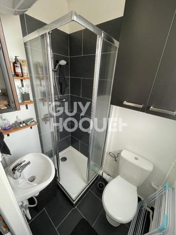 Charmant studio avec vue dégagée - Dernier étage - Gambetta