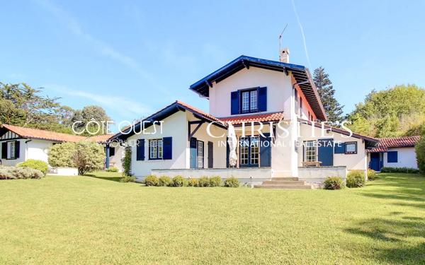 À vendre Guéthary – Villa avec piscine et dépendance
