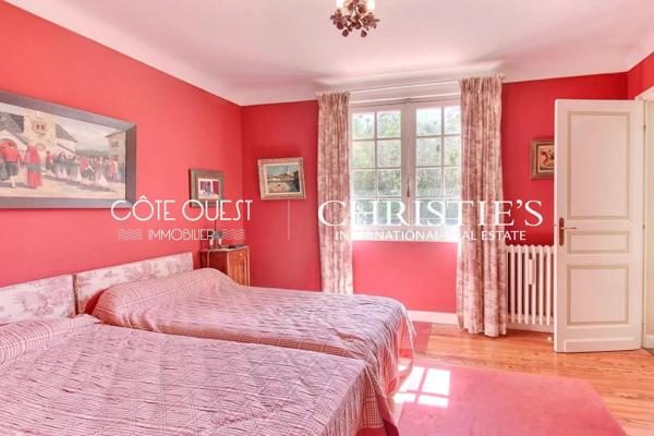 À vendre Guéthary – Villa avec piscine et dépendance