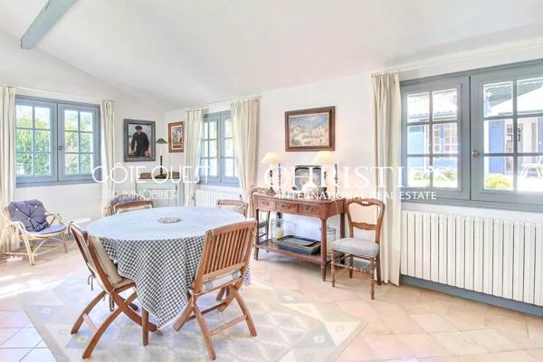 À vendre Guéthary – Villa avec piscine et dépendance