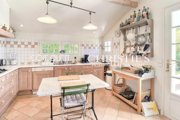 À vendre Guéthary – Villa avec piscine et dépendance