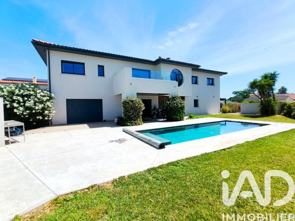 Maison à vendre 5 pièces 162 m² Sainte-Marie-la-Mer