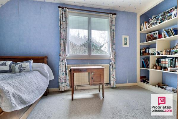 Maison proche centre- 4 ch--sur terrain 1020m2 avec dépendances -