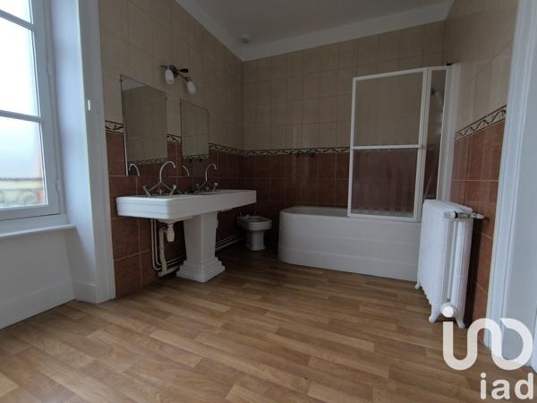 Maison à vendre 7 pièces 152 m² Fougères