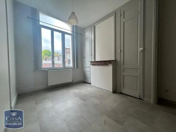 Appartement à louer 1 pièce 49.52m² Armentières (59280)