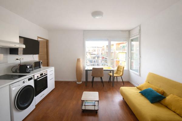 Appartement Nanterre 2 pièce(s) 31m2 Loyer 1 120 €/mois charges comprises **  - Référence  15107