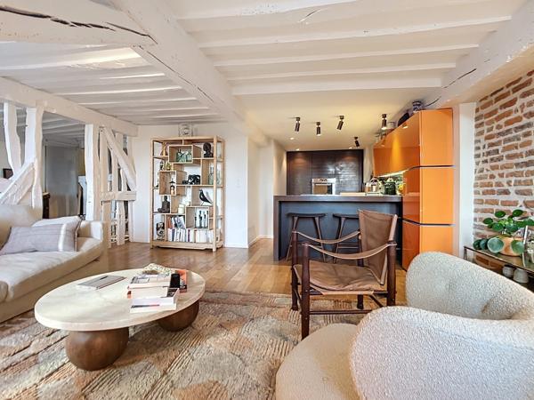 Un appartement enveloppant et lumineux