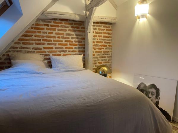 Un appartement enveloppant et lumineux