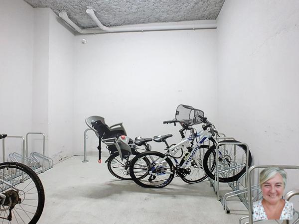 T2 de 40 M2 à 5 min du métro D PARILLY