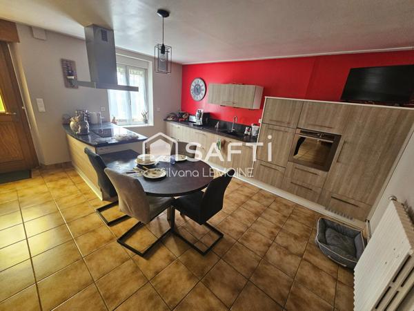 Longère en deux maisons d'habitation