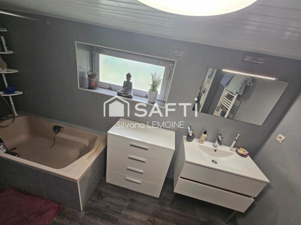 Longère en deux maisons d'habitation