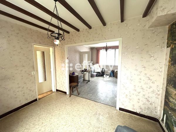 Maison
         4 pièces
        - 70 m² Exclusivité 99 000 € *