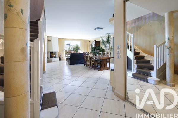 Appartement à vendre 6 pièces 208,71 m² Lyon 4
