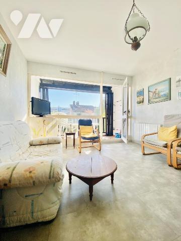 Appartement T4 duplex avec balcon et stationnement à 5min à pieds de la plage