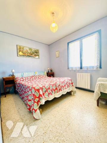 Appartement T4 duplex avec balcon et stationnement à 5min à pieds de la plage