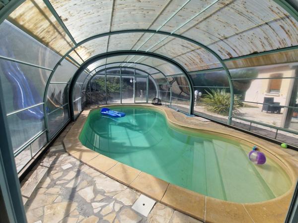 Salles d'Aude - Villa familiale avec piscine et garage sur parcelle arborée de 1306 m²