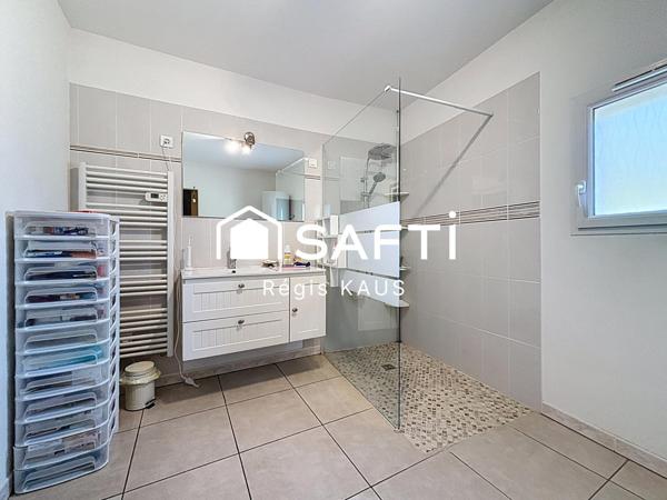 maison en pierre 4 chambres + un gîte entièrement rénové