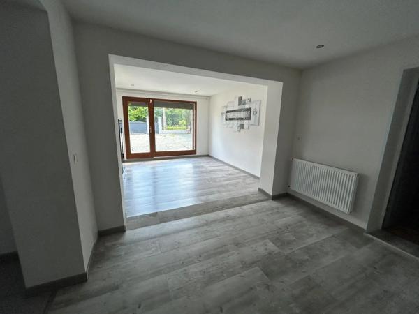 Location maison 6 pièces de 98m²