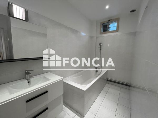 Location Appartement 3 pièces 51.94 m² - 2 RUE DE LA FONTAINE Villiers Sur Marne 94350