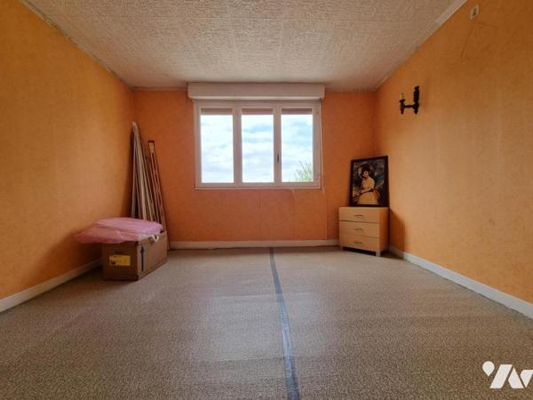 Maison de ville avec trois chambres et jardin