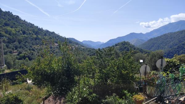 Breil-sur-Roya (06540) Maison avec jardinet à Libre - Eglise
