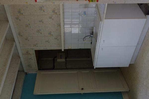 IMMEUBLE AVEC LOCAL COMMERCIAL A PRAHECQ !