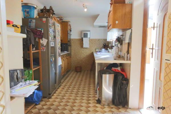 Maison avec dépendance, proche métro