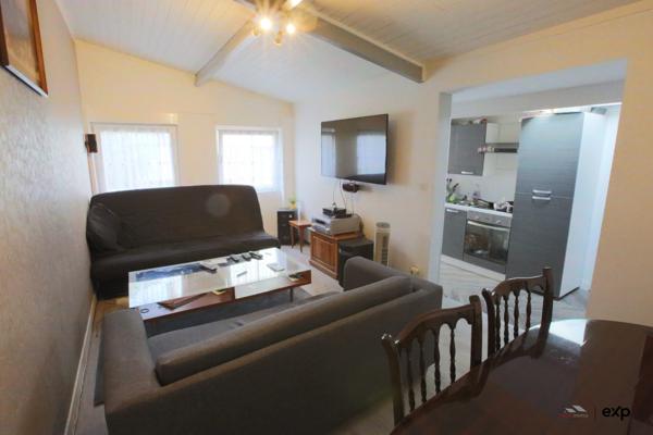 Maison avec dépendance, proche métro