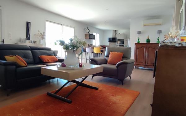 Maison à vendre    3 pièces • 120 m2 Saint-Martin-de-Valgalgues