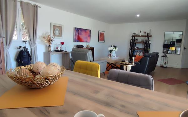 Maison à vendre    3 pièces • 120 m2 Saint-Martin-de-Valgalgues