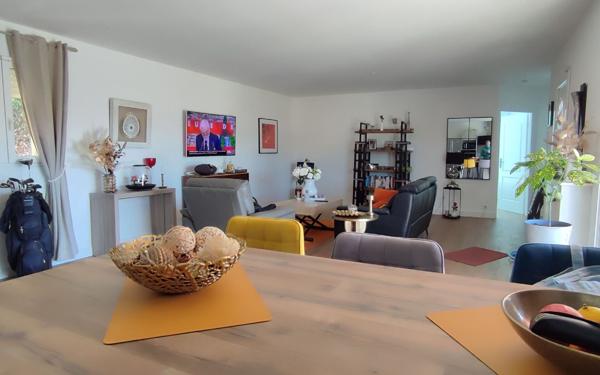 Maison à vendre    3 pièces • 120 m2 Saint-Martin-de-Valgalgues