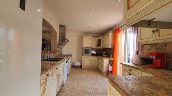 Maison 6 pièces - 204 m² Exclusivité efficity