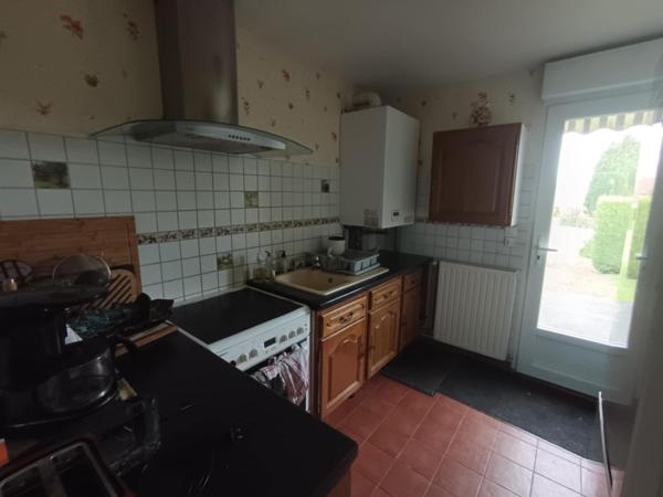 MAISON 85 m2 EN SEMI PLAIN PIED 3 CHAMBRES TERRASSE ET JARDIN