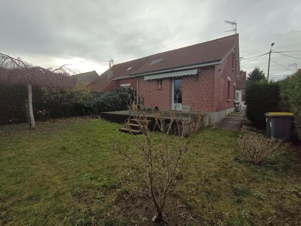 MAISON 85 m2 EN SEMI PLAIN PIED 3 CHAMBRES TERRASSE ET JARDIN