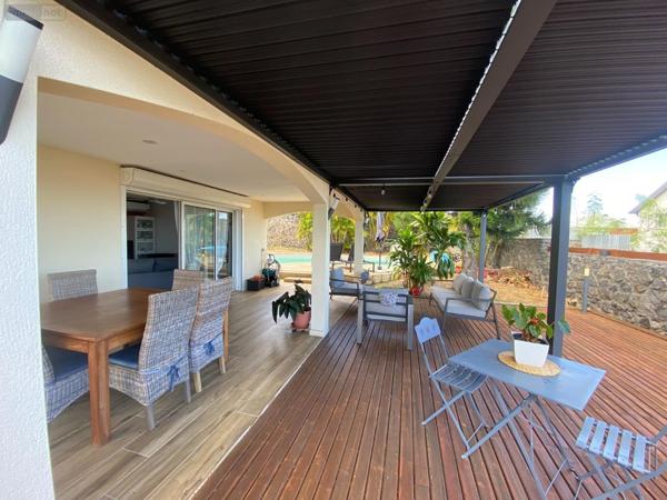 Villa à vendre à Saint-Paul à la Réunion (97460), ref : 228809   
La Plaine / Bois de Nèfles