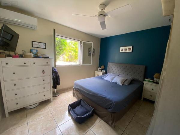 Villa à vendre à Saint-Paul à la Réunion (97460), ref : 228809   
La Plaine / Bois de Nèfles