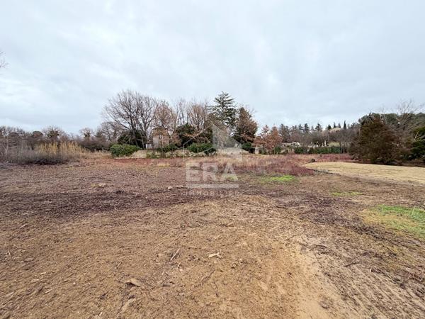 A VENDRE 84240 ANSOUIS TERRAIN CONSTRUCTIBLE LIBRE CONSTRUCTEUR DE 755M²