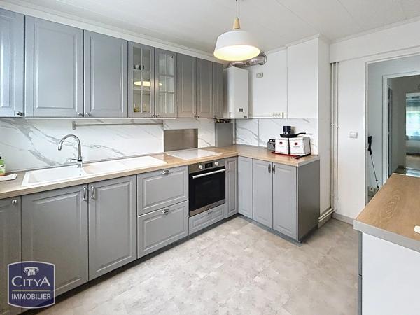 Appartement à vendre 3 pièces 72m² Saint-Quentin (02100)