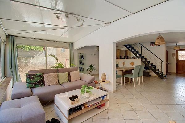 Charmante maison secteur nord de Vitrolles avec 4 Chambres et jardin