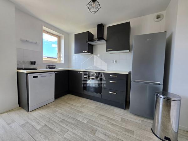 Appartement 1 chambre balcon place de parking