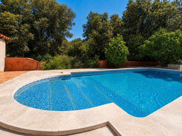 Maison
         8 pièces
        - 213 m² Bien prestige 590 000 € *