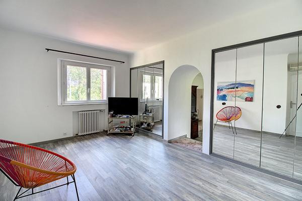 A VENDRE à DRAGUIGNAN - 2 Maisons Draguignan 335 m²