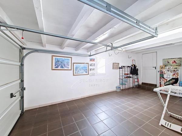 Villa T4 3 chambres 140 m² piscine garage