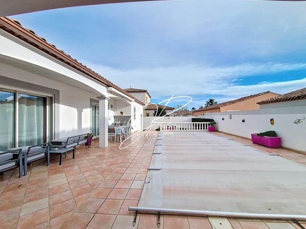 Villa T4 3 chambres 140 m² piscine garage