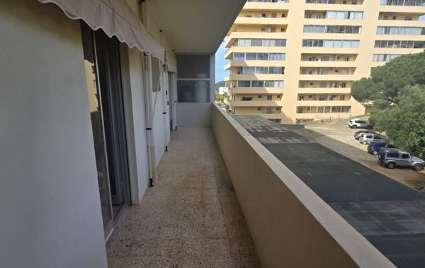 Vente Appartement P3 Vue mer à rénover Ajaccio