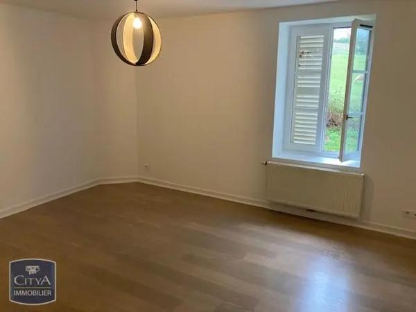 Maison à louer 3 pièces 105.38m² Quincié-en-Beaujolais (69430)