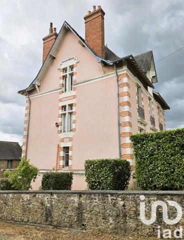 Maison à vendre 11 pièces 265 m² Sablé-sur-Sarthe