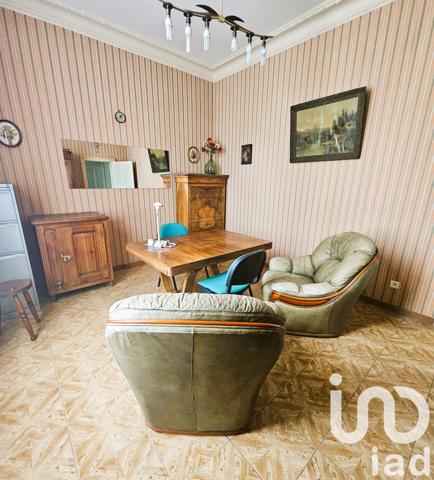 Maison à vendre 11 pièces 265 m² Sablé-sur-Sarthe