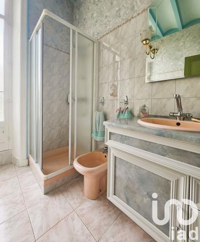 Maison à vendre 11 pièces 265 m² Sablé-sur-Sarthe